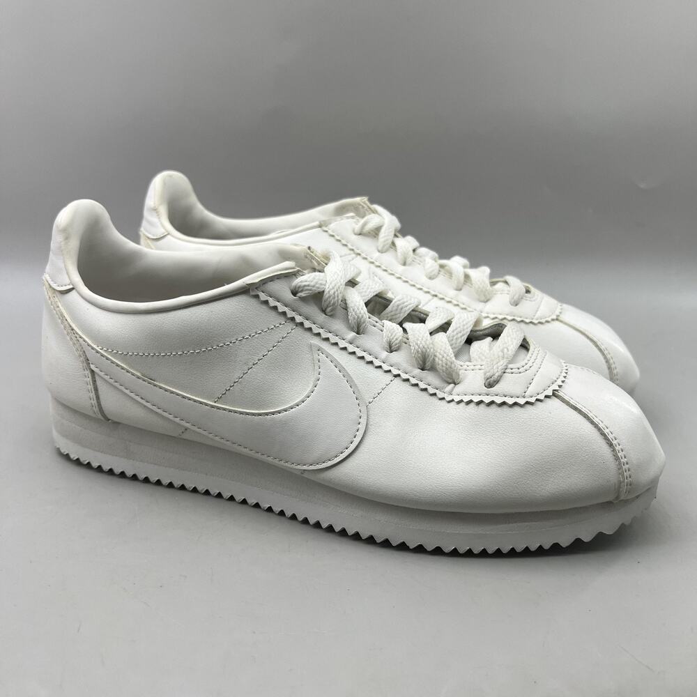 Nike Classic Cortez Retro Running Shoes Women Size 9 White Comfort Low Sneakers